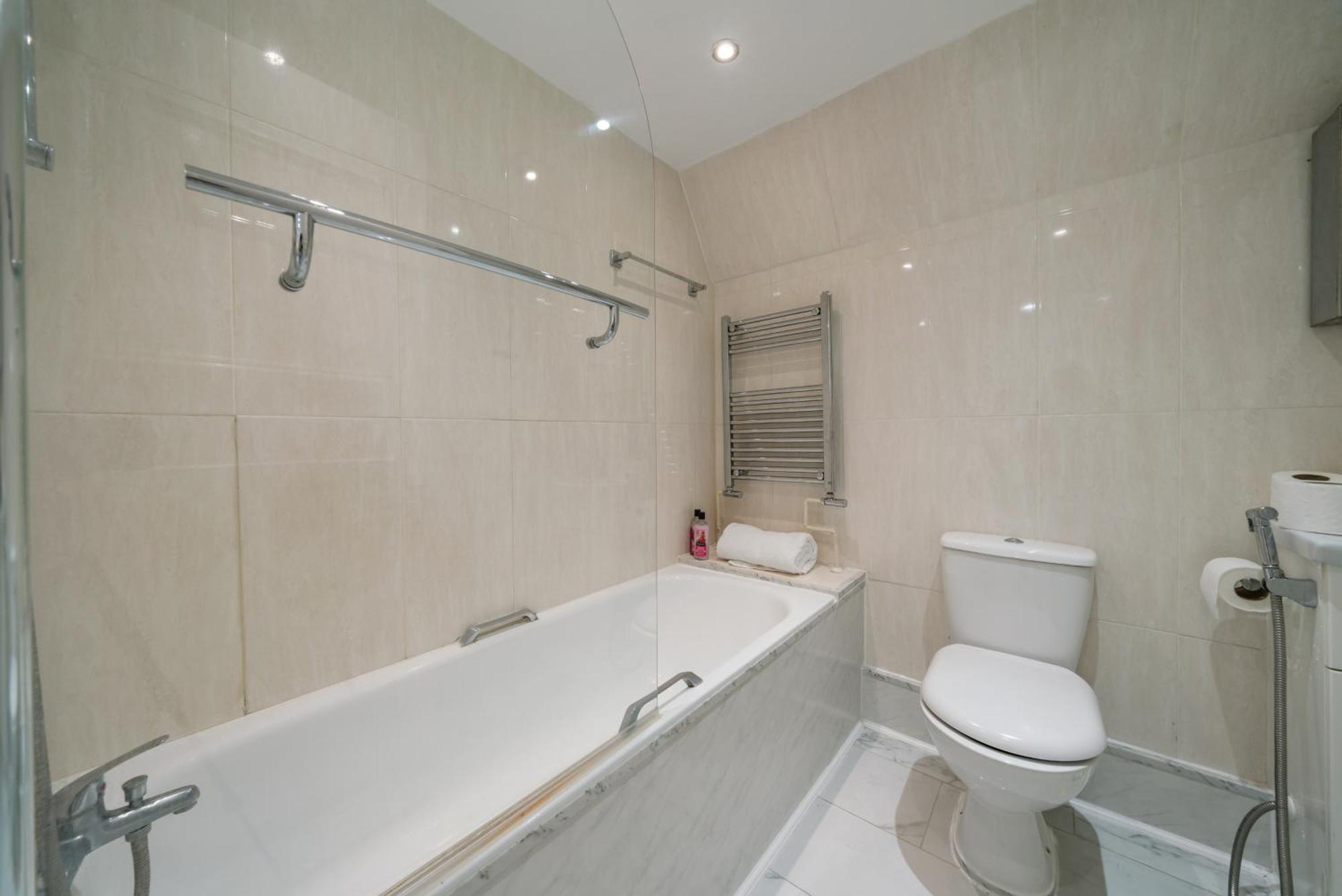 Luxurious 1-Bedroom Penthouse On Oxford Street 11G London Exterior photo