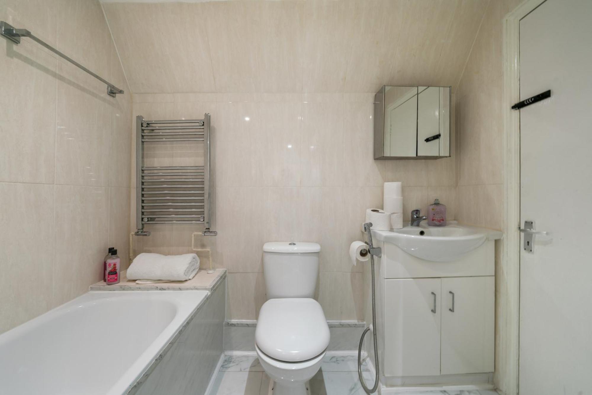 Luxurious 1-Bedroom Penthouse On Oxford Street 11G London Exterior photo